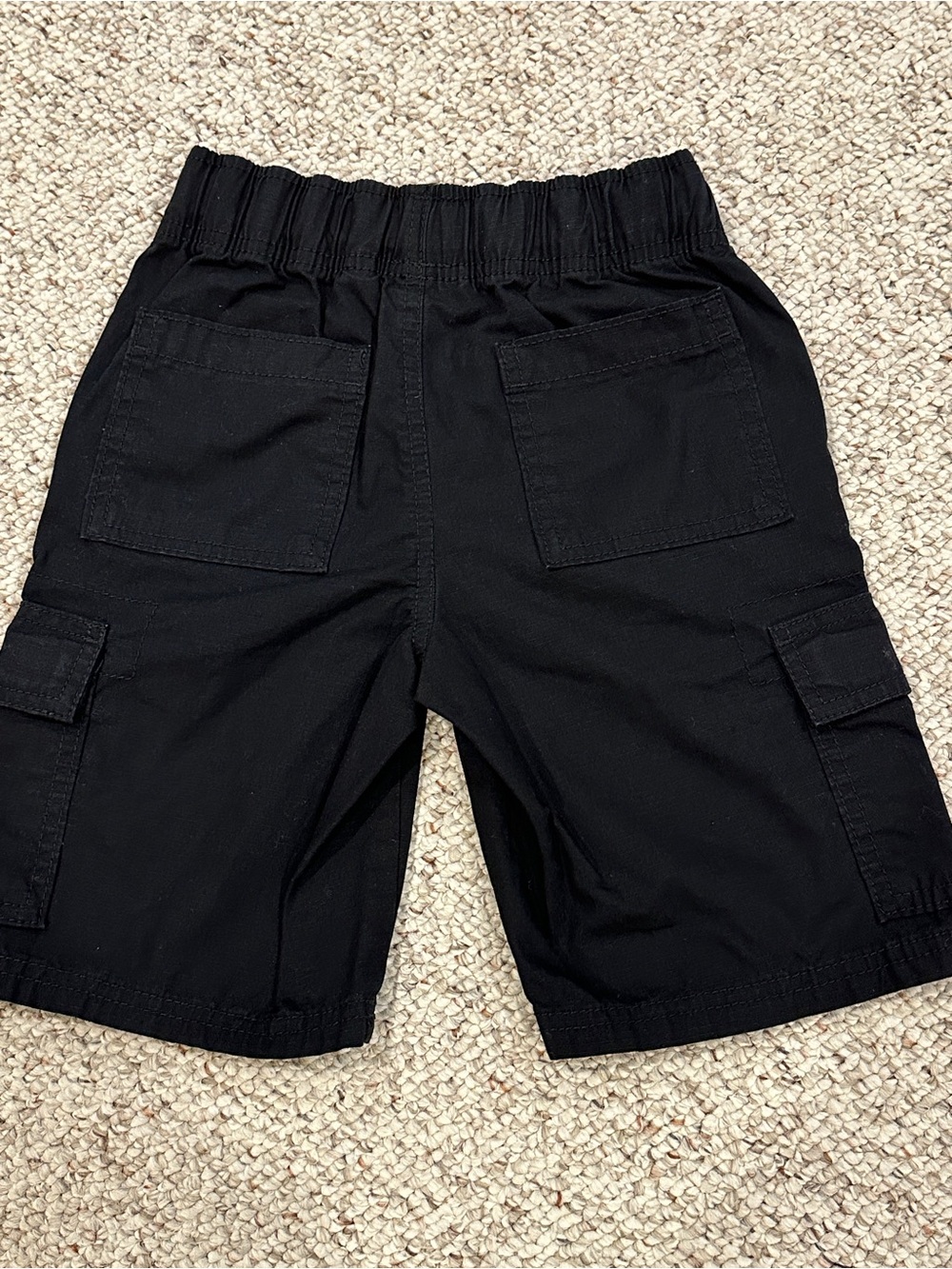 Bundle of 3 pairs of boys cargo shorts in Size 6 from Children’s place /Old Navy - Picture 6 of 16